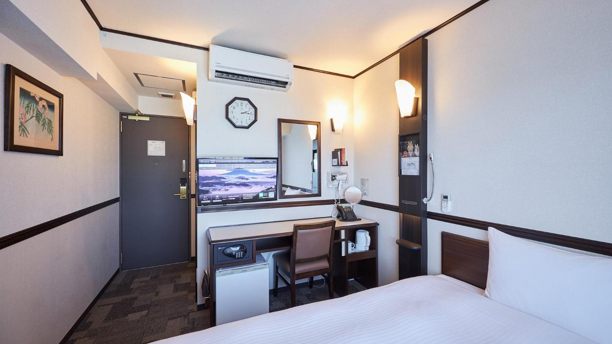 Toyoko Inn Osaka Tsuruhashi Ekimae Exterior photo
