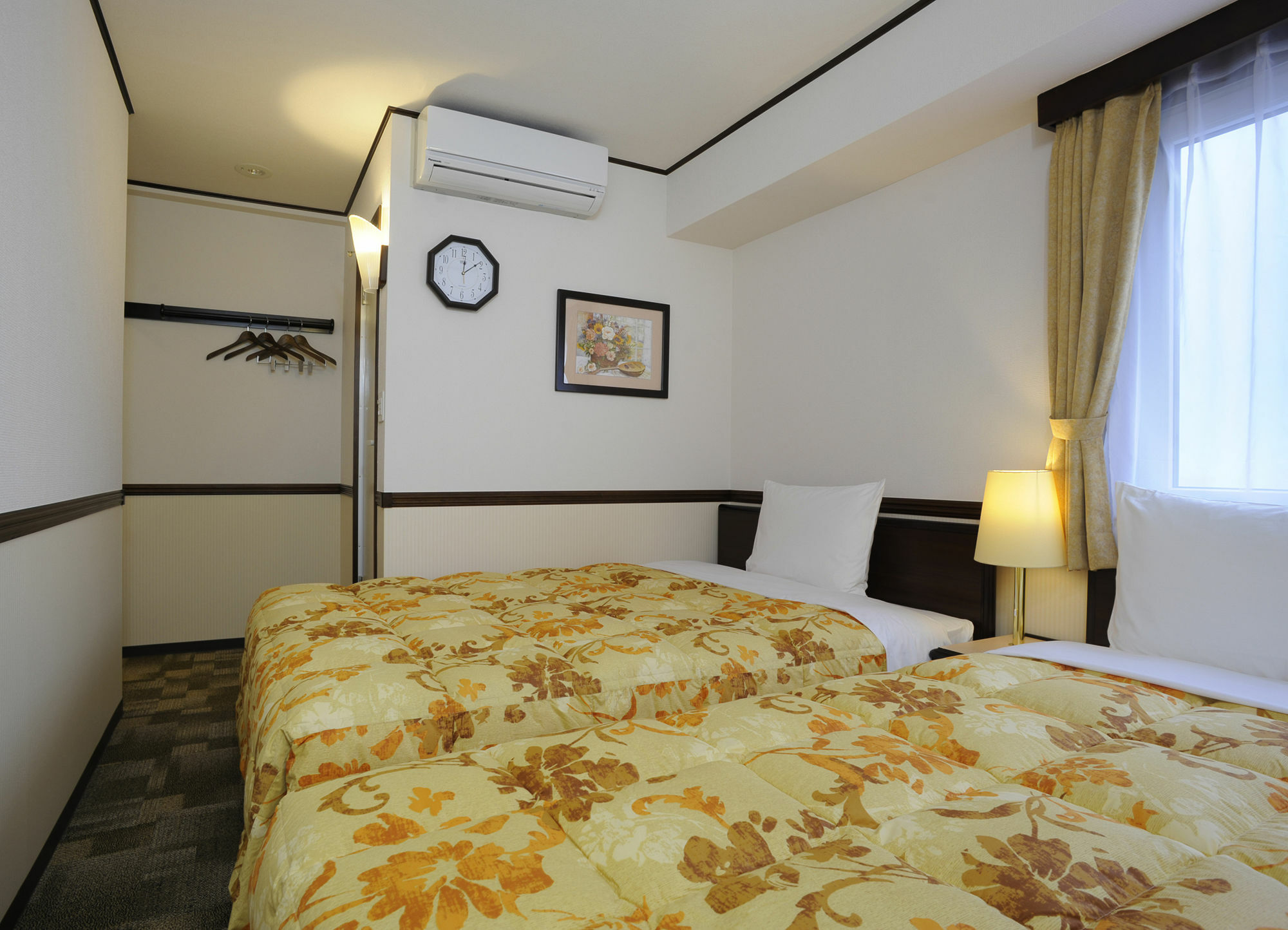 Toyoko Inn Osaka Tsuruhashi Ekimae Exterior photo
